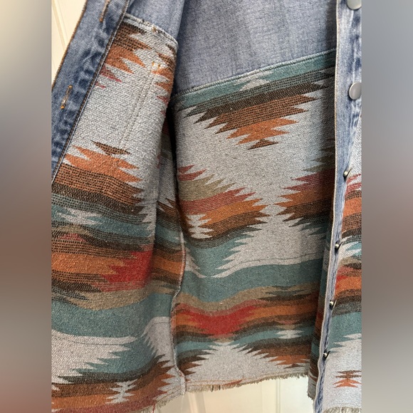 Denim Jacket with Southwestern Pattern - Picture 4 of 5